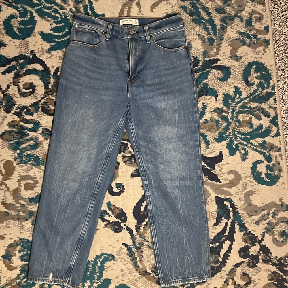 Abercrombie and Fitch High Rise Mom Jeans size 26 XXShort